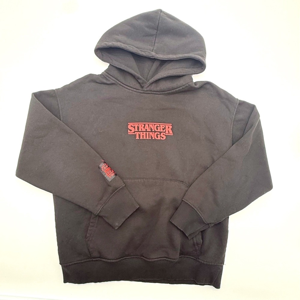 Stranger Things Black Graphic Hoodie Cast Back Print Sleeve Patch Mens Small